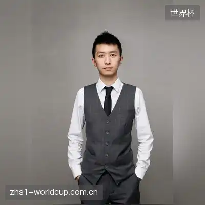 杨露建